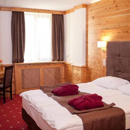Baron Spa Hotel - Museum Jaremče Exteriér fotografie