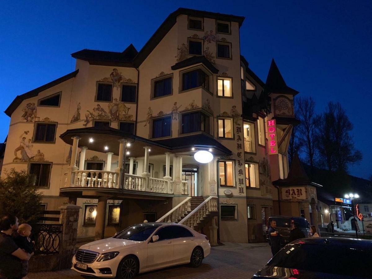 Baron Spa Hotel - Museum Jaremče Exteriér fotografie