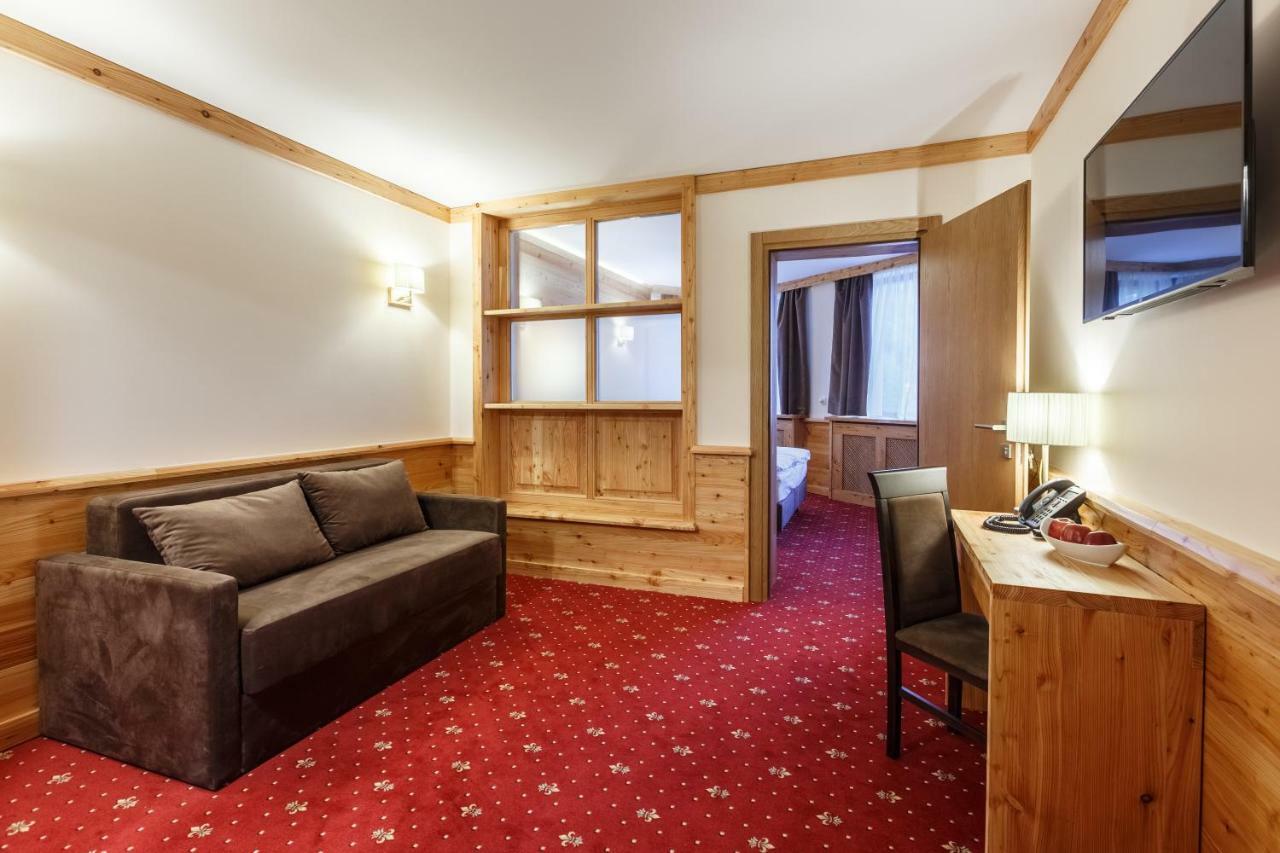 Baron Spa Hotel - Museum Jaremče Exteriér fotografie
